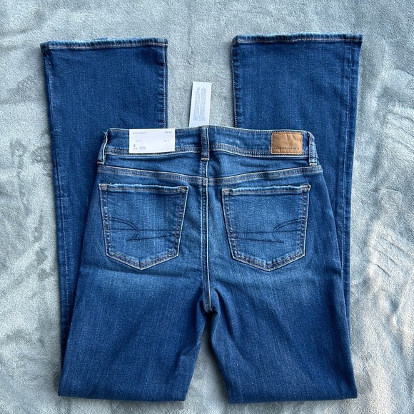 AE Next Level Low-Rise Kick Bootcut Jean NWT - Picture 2 of 5